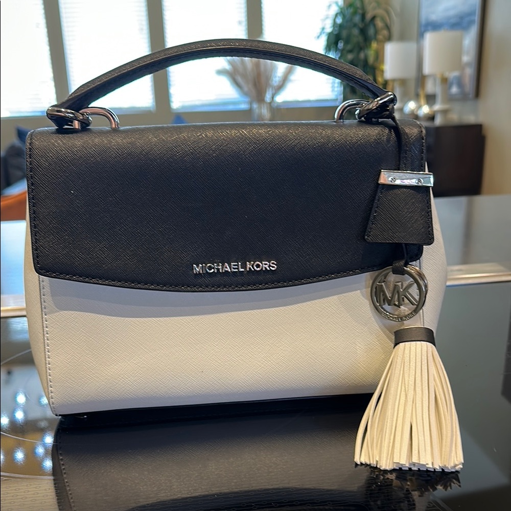 Michael Kors Black and White Women's Handbag